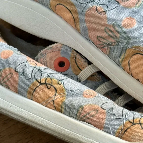 Vionic Beach Pismo Slip-on Sneakers in Pastel Blue and Peach- size 9. EUC - Picture 8 of 12